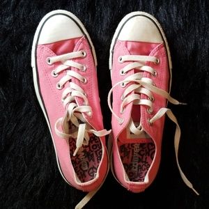 Pink Converse